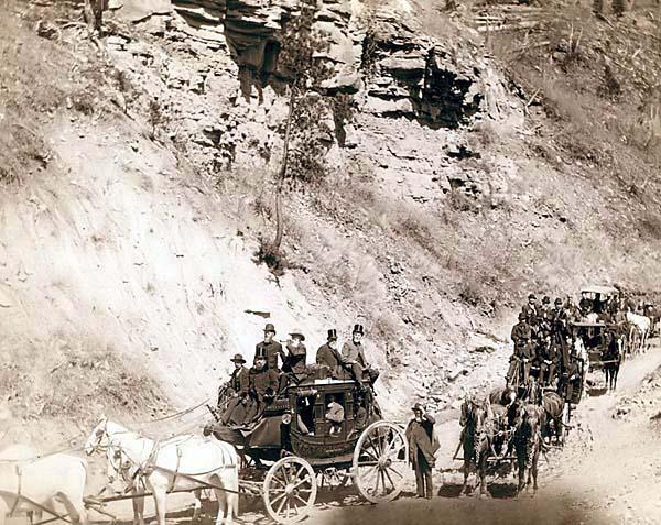 Les années 20 à 70 : photos et vidéos d'époque (partie 2) - Page 19 527164Stagecoaches