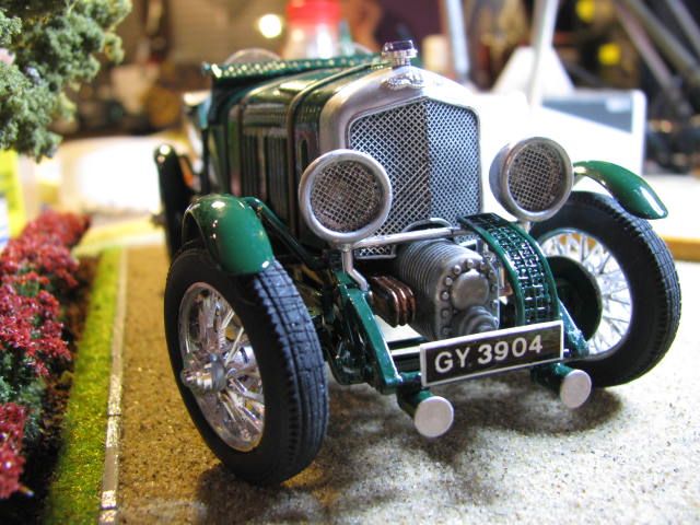 Débutante : Bentley Blower 1930 Frog 1/24 - Page 2 530397171PourleplaisirII