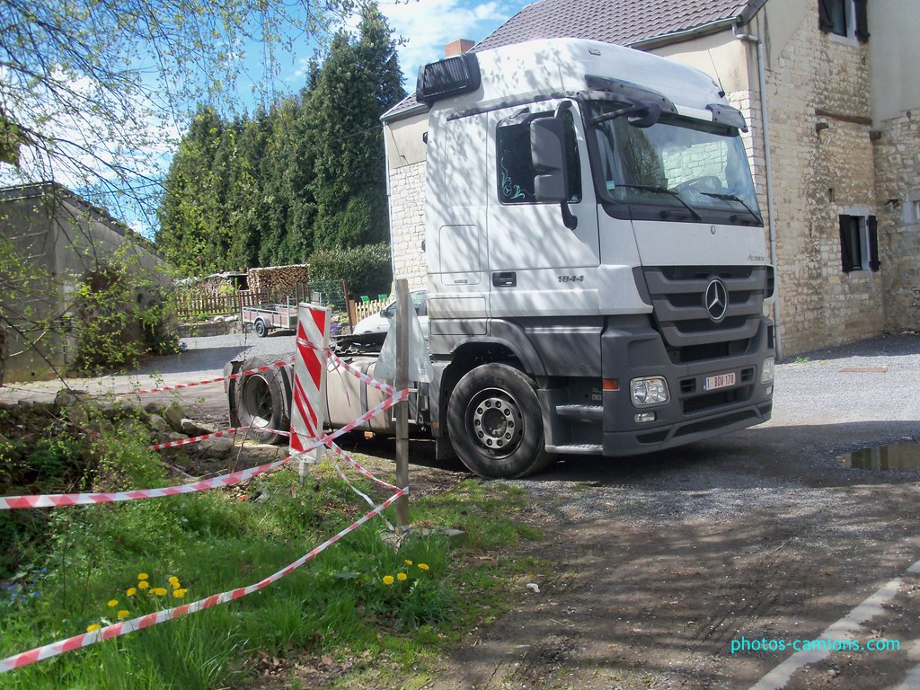 Mercedes Actros (D) tous les modèles, all models - Page 2 538886Photoscamions29Avril201211Copier