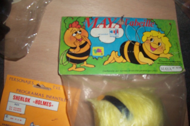 MAYA L'abeille : tous les produits dérivés - Page 3 5416131172138