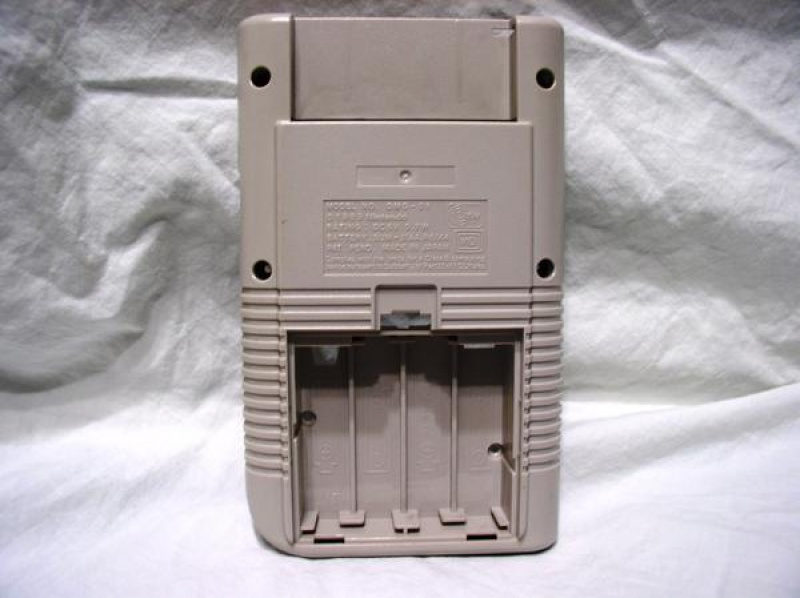 Cherche coque de remplacement game boy 543824600GBOriginalBackCase