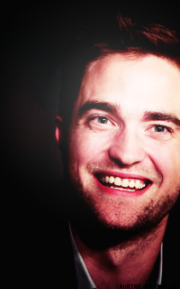 Robert Pattinson   54656497R7