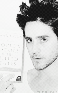 Jared Leto - Page 2 554009J24