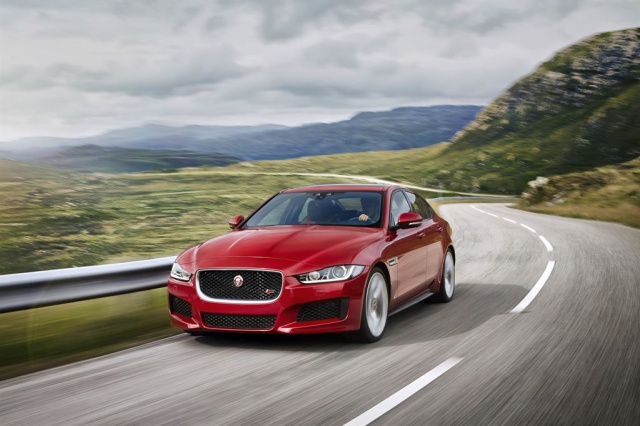 Première mondiale de la Jaguar XE à Earl's Court à Londres 556200JAGUARXE1