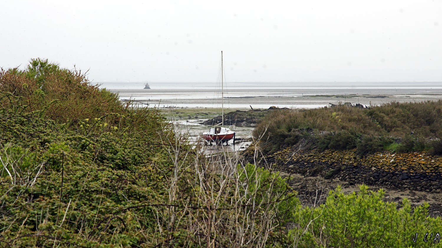 [Activité hors Marine des ports] LE CROISIC Port, Traict, Côte Sauvage... - Page 8 55928401TraictmarebasselacroixetvoilierA00258JPG