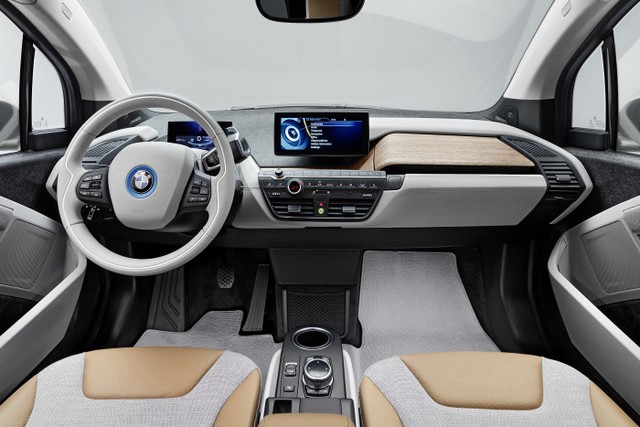 BMW dévoile officiellement la i3  568237bmwi377