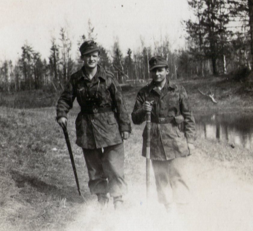 La piétaille de la luftwaffe, felddivision et parachutistes 571478img004