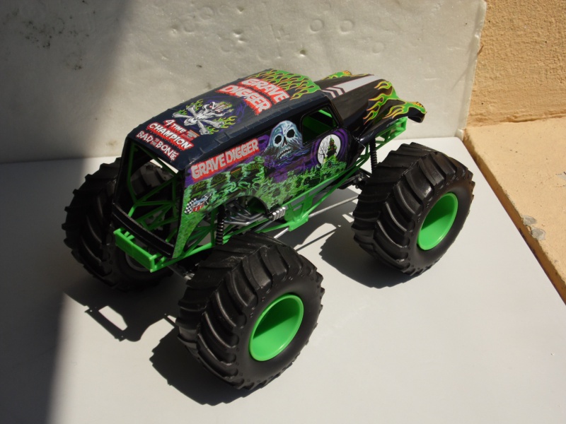 Grave Digger. 572218SAM7189