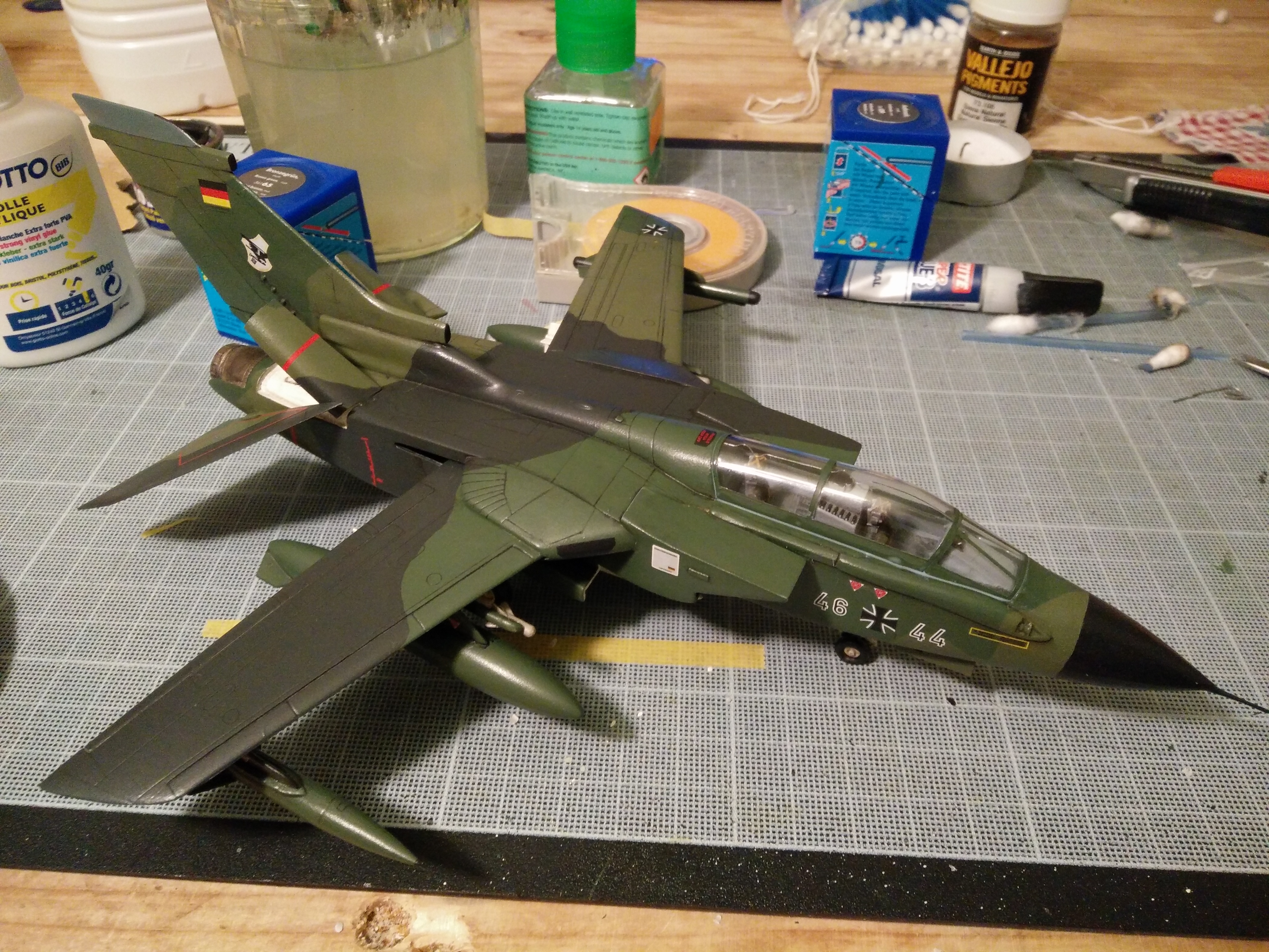 [Italeri] Tornado ECR [ Terminé ! ] - Page 3 579728IMG20160411233911