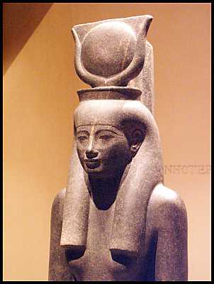 Histoire sur les Pyramides d'Egypte 580996Hathor45