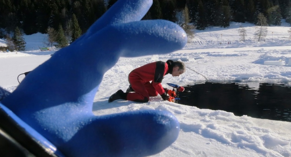 Plongée sous glace avec l' Aquascope JeanRichard PVD 583478IMG0588