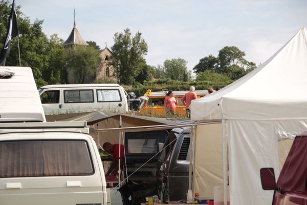 Fley le French VW Bus Meeting - Page 2 583887IMG0584