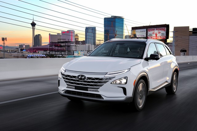 NEXO : Le véhicule électrique alimenté à à l’hydrogène de nouvelle génération Hyundai 5845583617