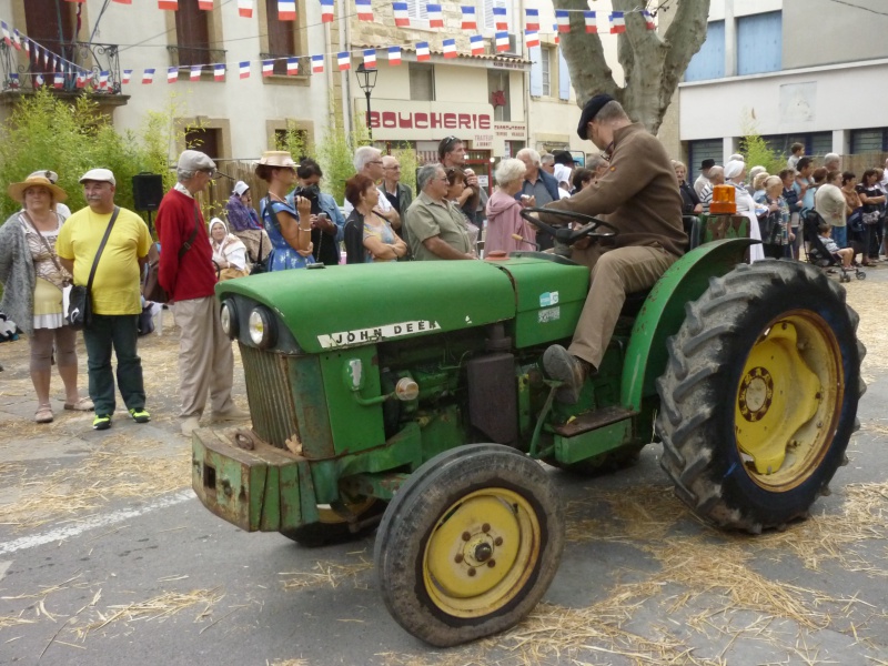 Défilé des vieux tracteurs 585513SENAS5Oct2014259