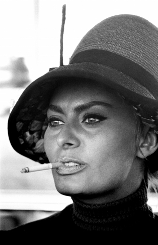 Sophia Loren - Page 5 588550p01809645