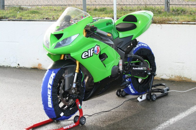 ZX6R K6 préparé piste pour 2014 ! - Page 2 5925501506021102029426669844931199408235n