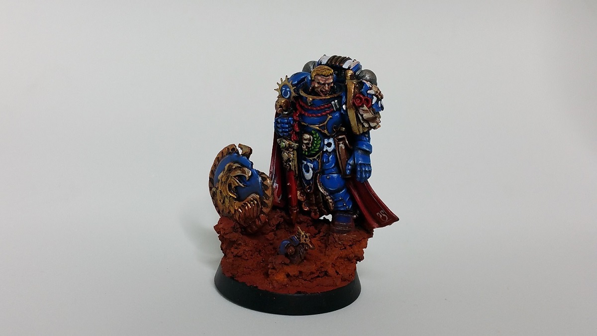 Ultramarines : What does not kill me... is not trying hard enough. 594434praetorultra01Copie