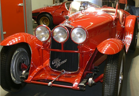 Les stars du salon Rétromobile 2007 595571AlfaRomeo8c2300Spider