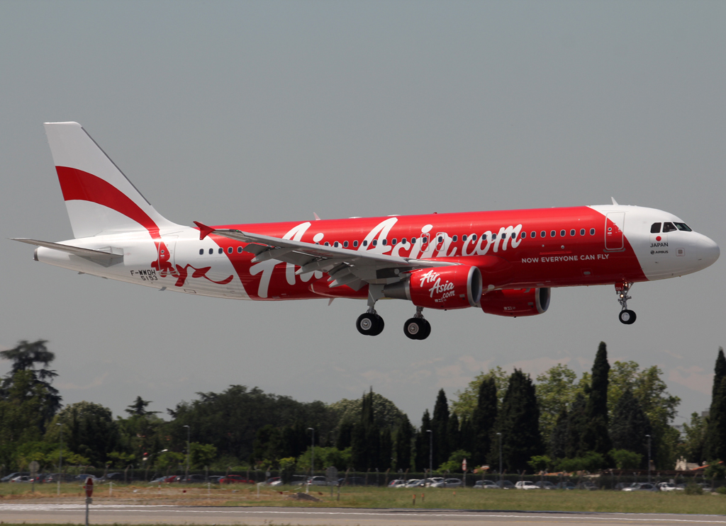 Toulouse-Blagnac / Juin 2012 597676A320200AirAsiaJapanFWWDH002cn5153TLS050612EPajaud