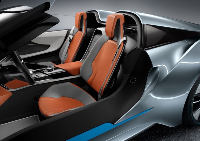 BMW i8 Concept Spyder hybride rechargeable  598302bmwi8conceptspyder5