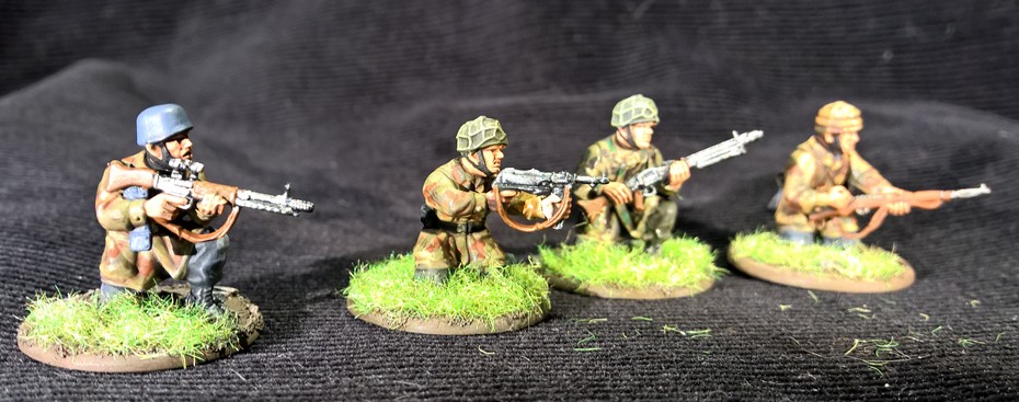 Bolt Action  - Quelques blindés ! 604757Fallschirmjager12