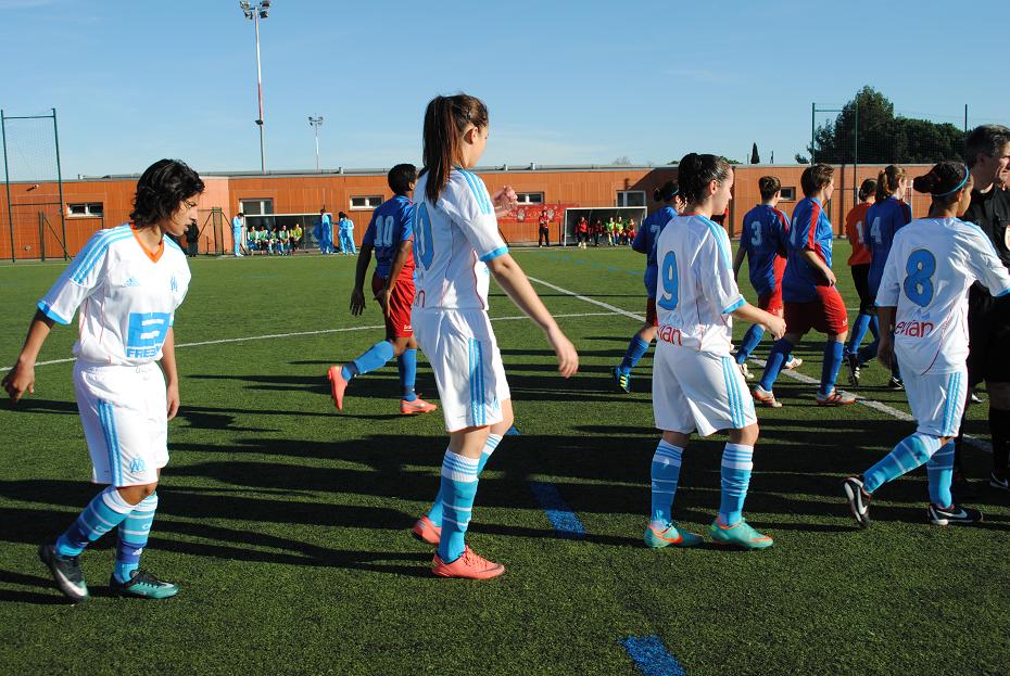 FEMININES DE L'OM : L'AVENIR LEUR APPARTIENT !!! UNE EQUIPE SE CONSTRUIT  2013  - Page 4 605263Photo076