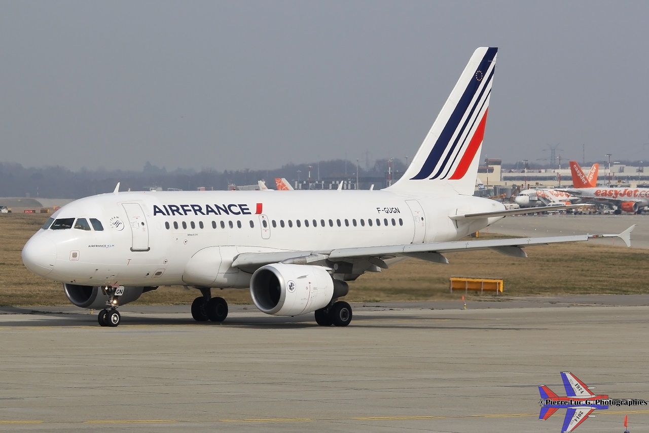 Aéroport de Genève Cointrin [GVA-LSGG]   614692AirbusA318AF