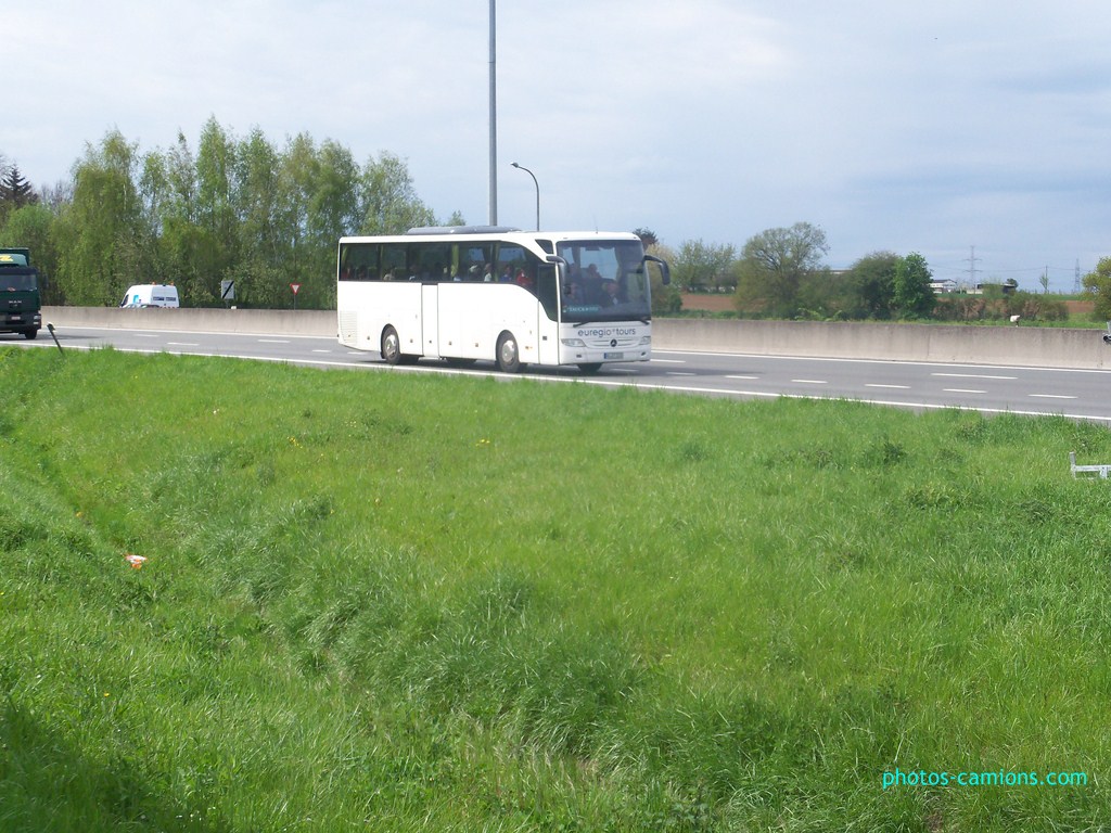  Cars et Bus de Belgique - Page 10 621623photoscamions30Avril2012134