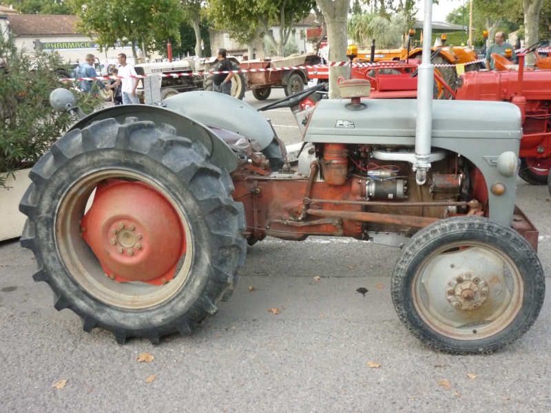 Défilé des vieux tracteurs 625275SENAS5Oct2014023