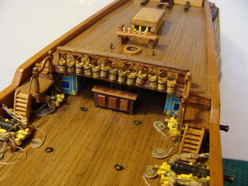 HMS Victory (Panart 1/75°) de Black-Crow - Page 12 626132DSC01702