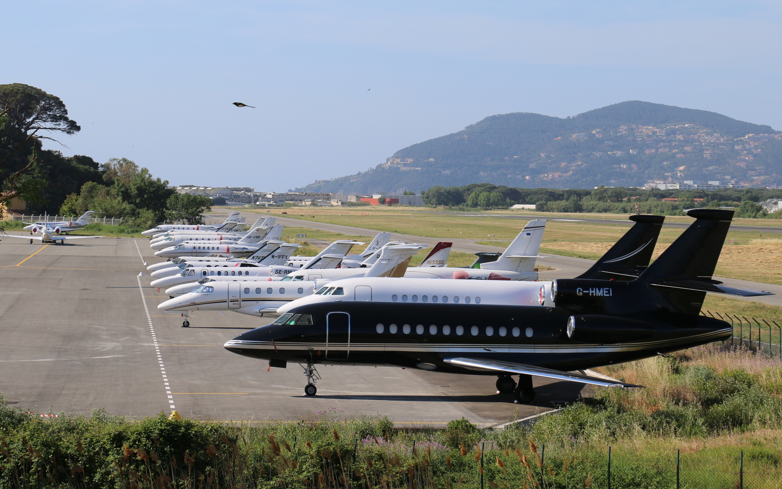 cannes - Aéroport Cannes-Mandelieu , LFMD-CEQ Mai 2016   627545IMG0001