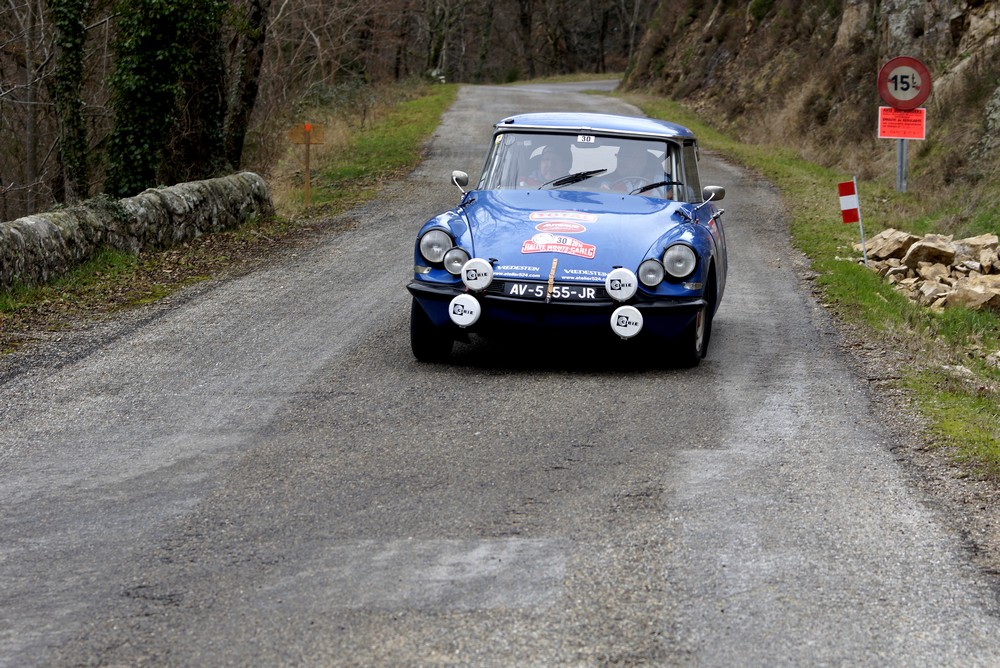 17ème RALLYE MONTE-CARLO HISTORIQUE 22 Janvier/29 Janvier 2014 - Page 17 627721DSC6221zr5N30