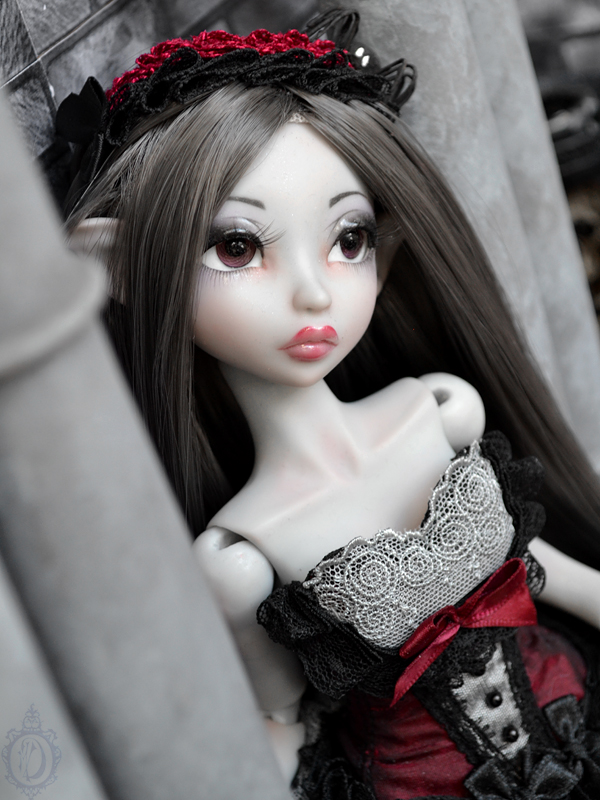 MYSTIC DOLLS de Eglantine - Page 4 628620SylvaniaGreySkin02