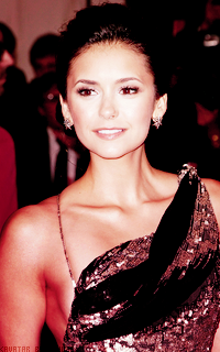 Nina dobrev 63007436N9