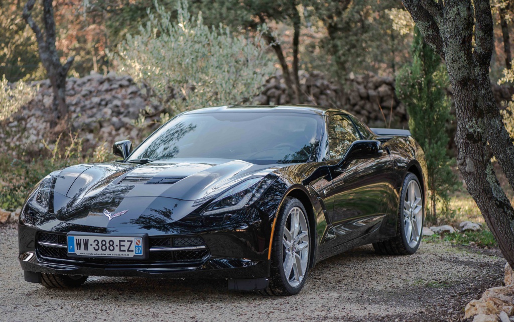 C7 coupé noire.........  632306DSC2095