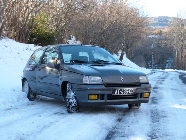 [Clio 16s 1.8l Grise 1992] Thomas 635839P1010896