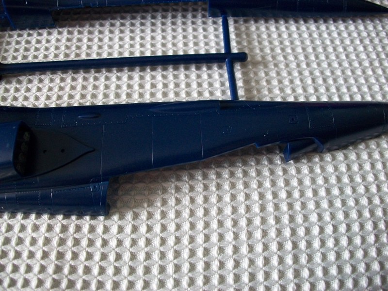 Mitsubishi T-2 [ Fujimi ] 1/48 636070MitsubishiT2Fujimi012