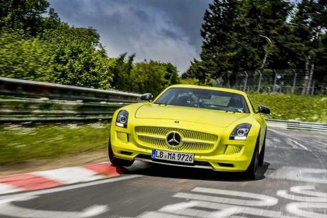 Mercedes SLS AMG Electric Drive : nouveau record au Nürburgring  637854MercedesBenzSLSAMGCoupElectricDrive8