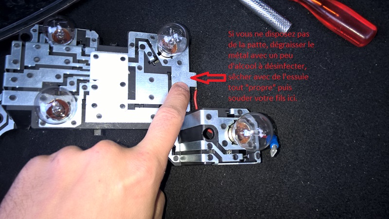 PLATINE DE FEU ARRIERE DROIT AVEC CONNECTIQUE POUR PEUGEOT 308 I