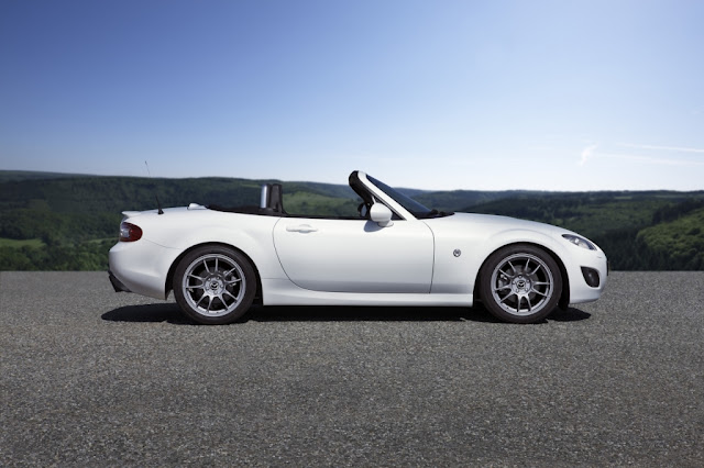 Concept Mazda MX-5 Yusho  653109MazdaMX5Yusho2