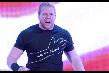 EW #17 - Jack Swagger vs. Lestat Dragonheart 657883entrance