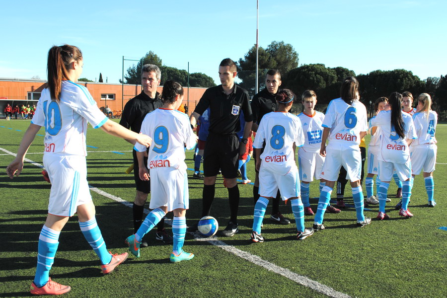 FEMININES DE L'OM : L'AVENIR LEUR APPARTIENT !!! UNE EQUIPE SE CONSTRUIT  2013  - Page 4 659149Photo077