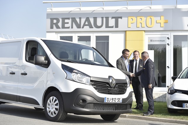 Renault révèle ALASKAN Concept et affiche ses ambitions dans le véhicule utilitaire 6613857090116