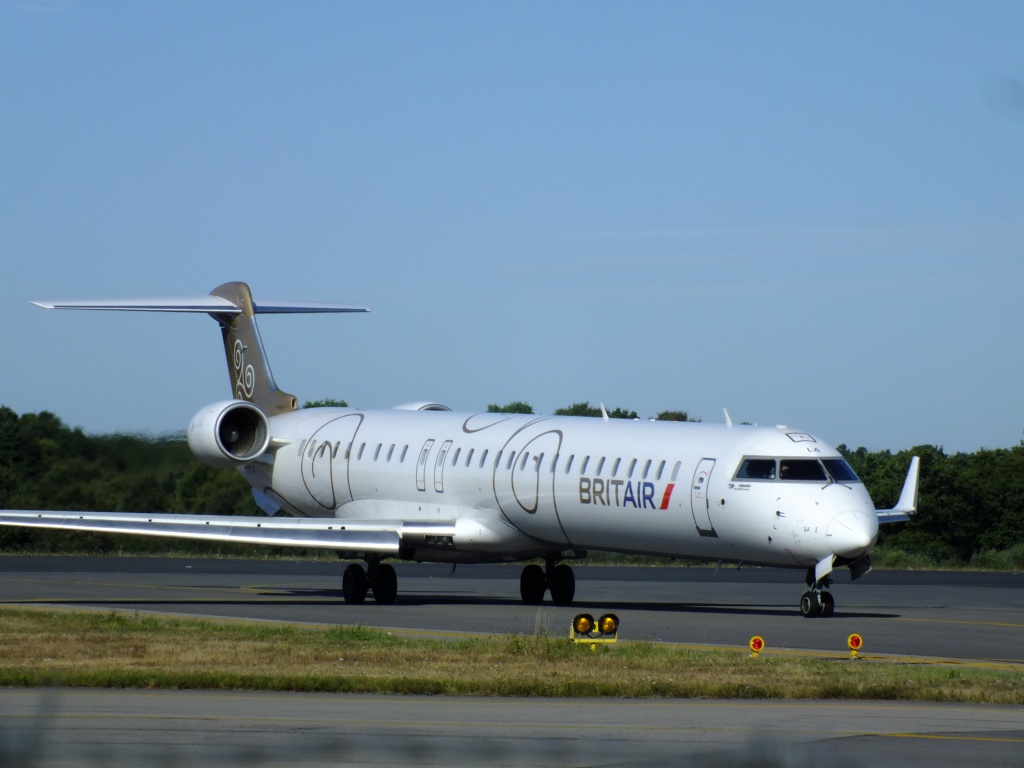 spotting du 27/08/2012 : En attendant le 757 blue panorama  663515Aoutn4027