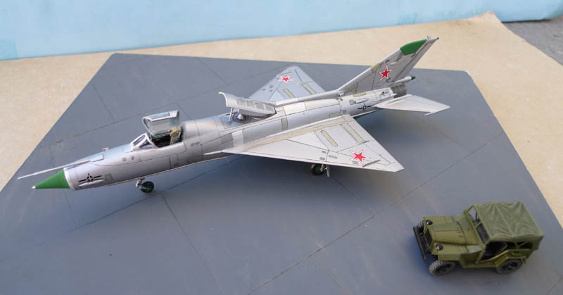 [Russie 2013-14] - Amodel - Mig 21 E7PD. - Page 2 664743E7PD33