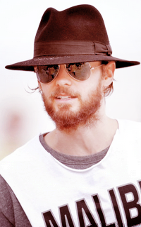 Jared Leto - Page 2 667846J65