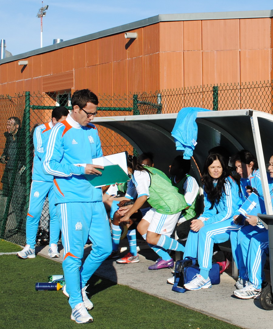 FEMININES DE L'OM : L'AVENIR LEUR APPARTIENT !!! UNE EQUIPE SE CONSTRUIT  2013  - Page 4 667921Photo079