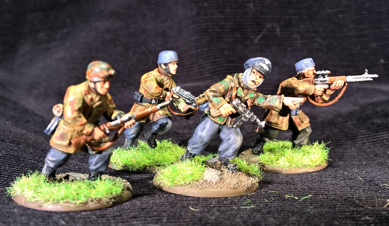 Bolt Action  - Quelques blindés ! 668861Fallschirmjager11