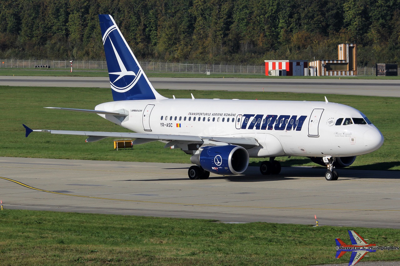 Aéroport de Genève Cointrin [GVA-LSGG]   - Page 2 675068airbusa318tarom1