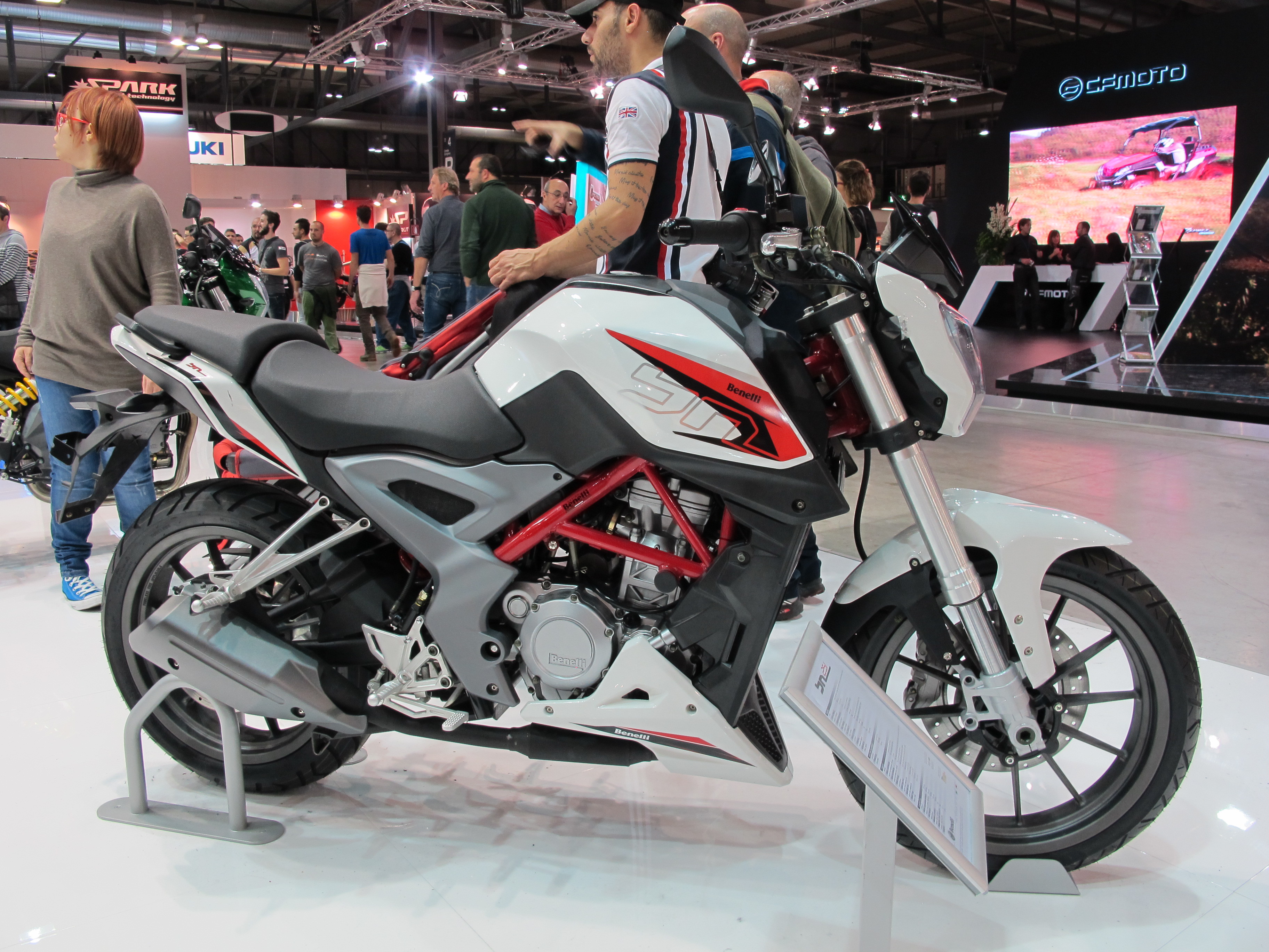 EICMA 2015 : nouveautés Benelli 675507IMG4630